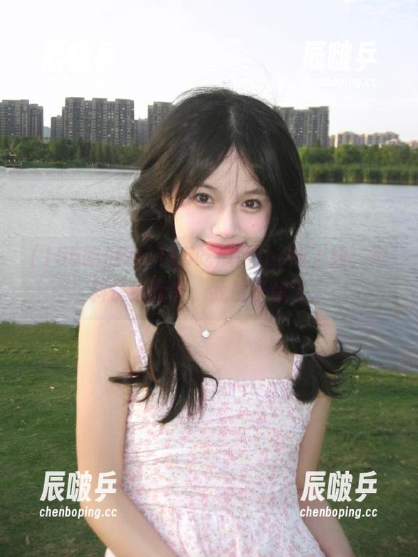 155吃瓜网ios版上线，黑料快给我来，我肚子饿了。