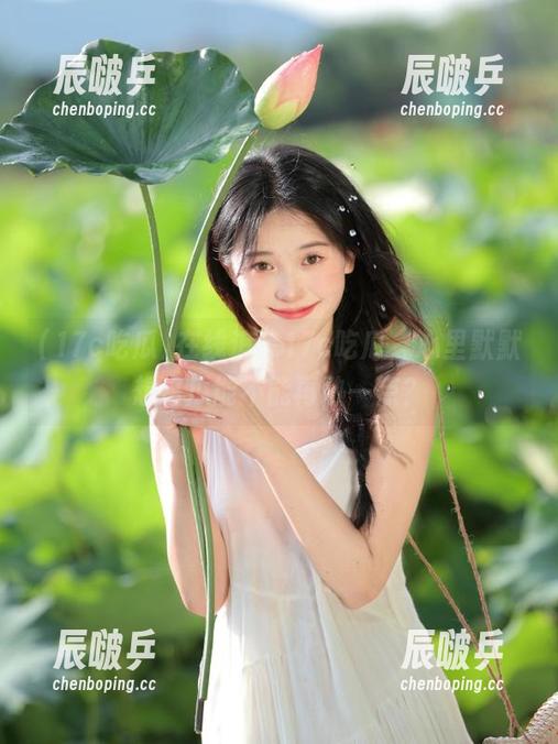 在线追踪17c吃瓜，心里默默想这瓜能不能再熟一点？