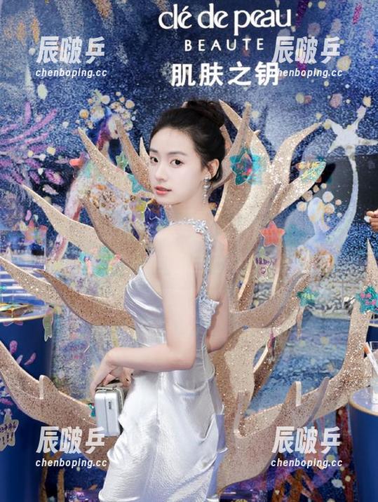 51吃瓜 51吃瓜官网的奇妙探索,永不迷路,甚至能绕回你自己的内心世界。