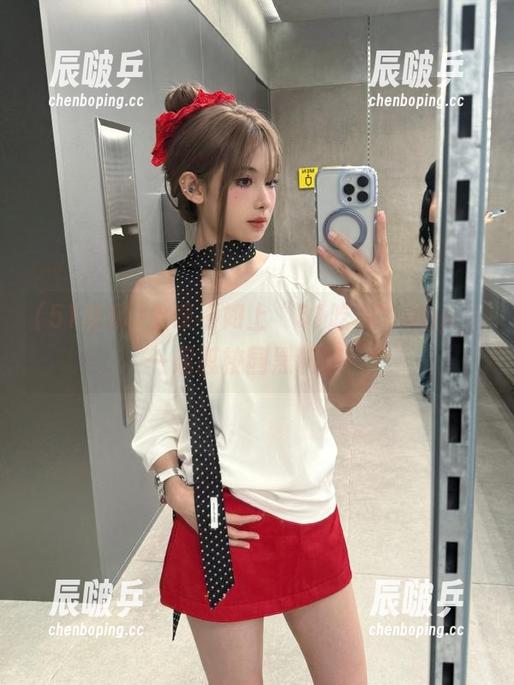 上课不如上“51吃瓜”app，一起怼校园黑料吧！
