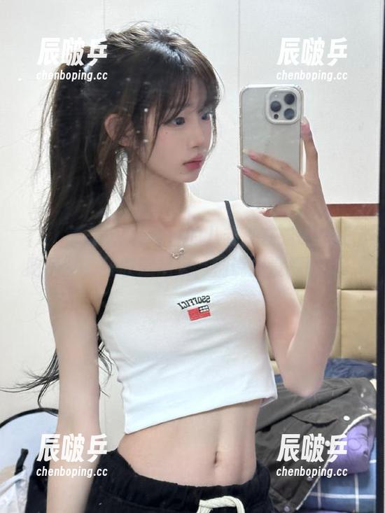 今日的八卦都在“51每日吃瓜”，快收藏起来，别说我没提醒你！