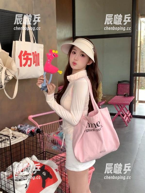 心底的小期待，91i吃瓜ios里插播隐秘趣闻，停不下来！
