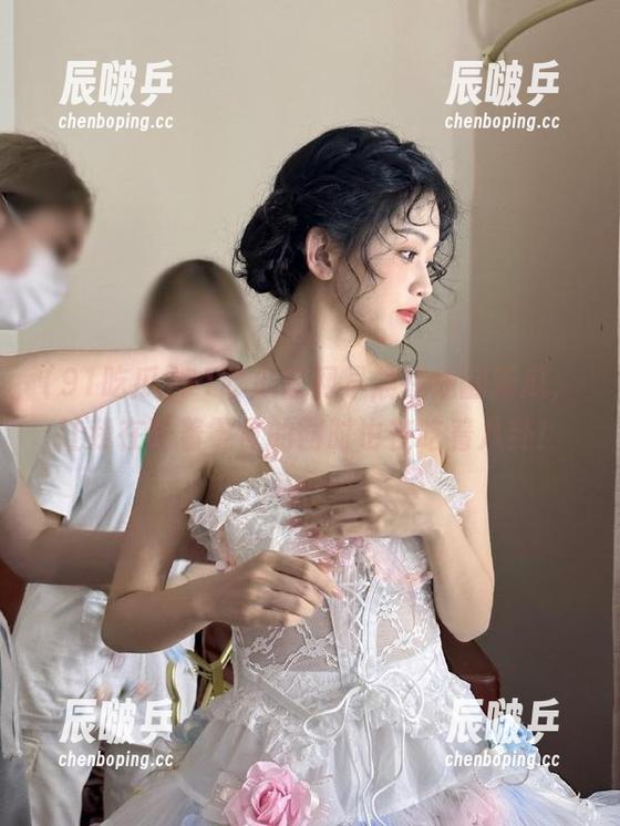 91吃瓜官网早晨在线翻新瓜，让我在吃着零食的同时也在吃着八卦！