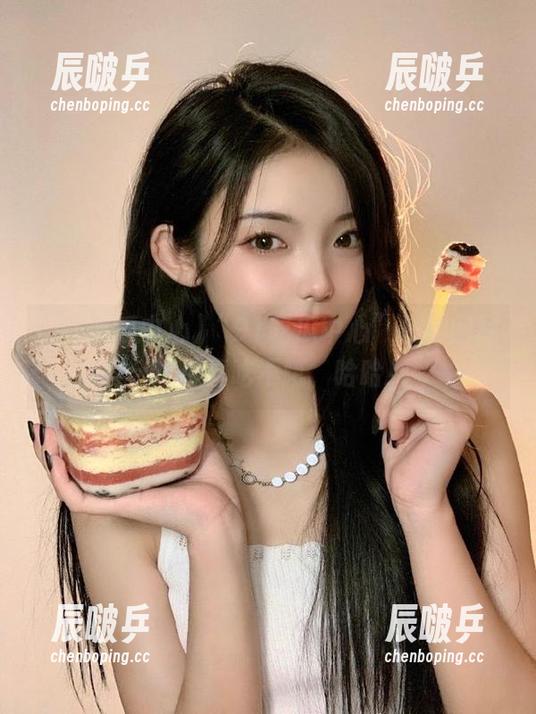 91吃瓜中心 “91吃瓜中心”视频回顾:这瓜真吃不腻,哈哈!