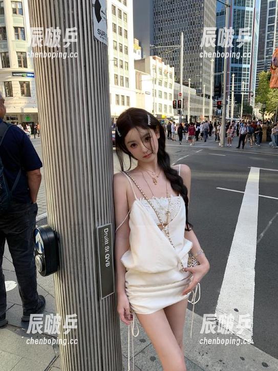 五一吃瓜网 更新完毕,五一吃瓜网助你成为吃瓜界的“评论员”,赶紧下载安装,爷们儿请接招!
