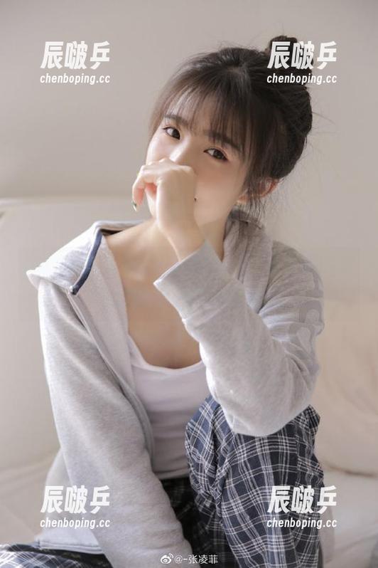 下载‘吃瓜网’，只为让你的观看体验更加畅快淋漓！