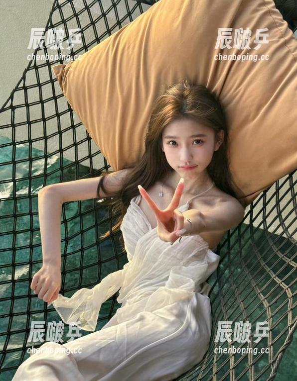吃瓜网 朝阳的夺目晨光,透过吃瓜网传送门照亮了这些热辣新闻!