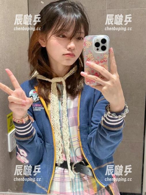 吃瓜网址 与其收藏永久链接,不如直接下载吃瓜网址的心情!