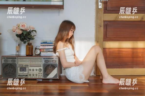 吃瓜频道首页：当你的八卦雷达启动，无意间就能抓到萌宠的辣眼瞬间。