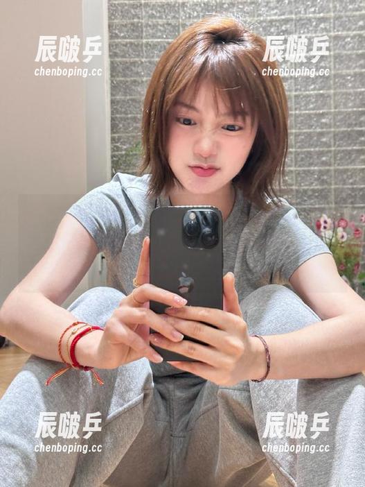 天天在“天天吃瓜网”网址里翻来覆去，简直是吃瓜煮酒论英雄的日常啊。