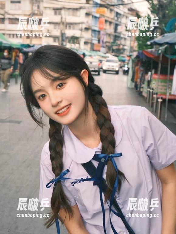 用了苹果版的“我爱吃瓜网52cg”，心里的小鹿有点不安，八卦居然会让我心跳加速！