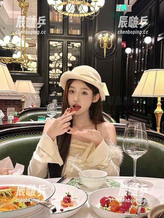 传送门链接，扒哥黑料网，你的爆料口袋拿了吗？
