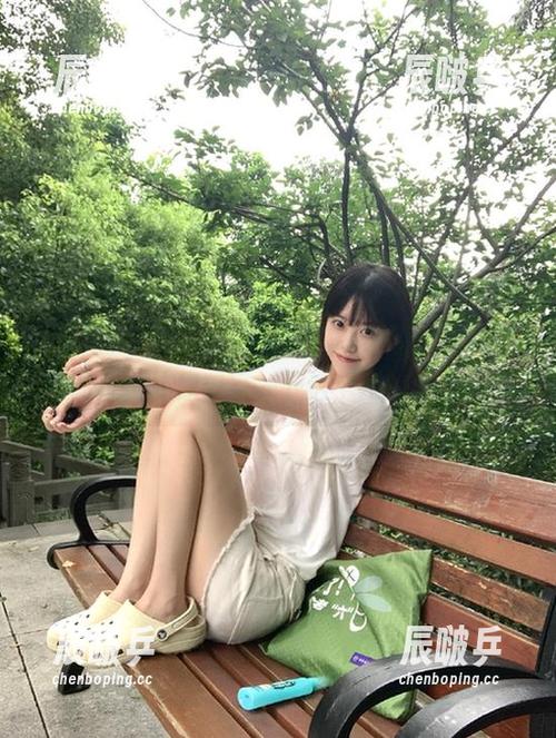 试用扒哥黑料苹果版，不怕黑，直接让你感受一下这个网的魅力！