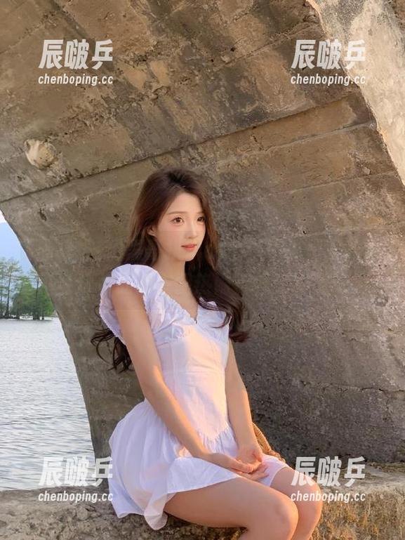 黑哥扒料app，听说里面的瓜可以让你的朋友圈热闹得像大年初一。