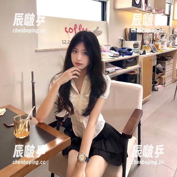 想看今天的热门瓜吗？传送门在黑料不打烊等着你呢！