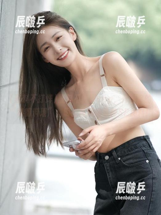 黑料不打烊app，开启你的“黑暗料理”，明星背后的各种SP加料！