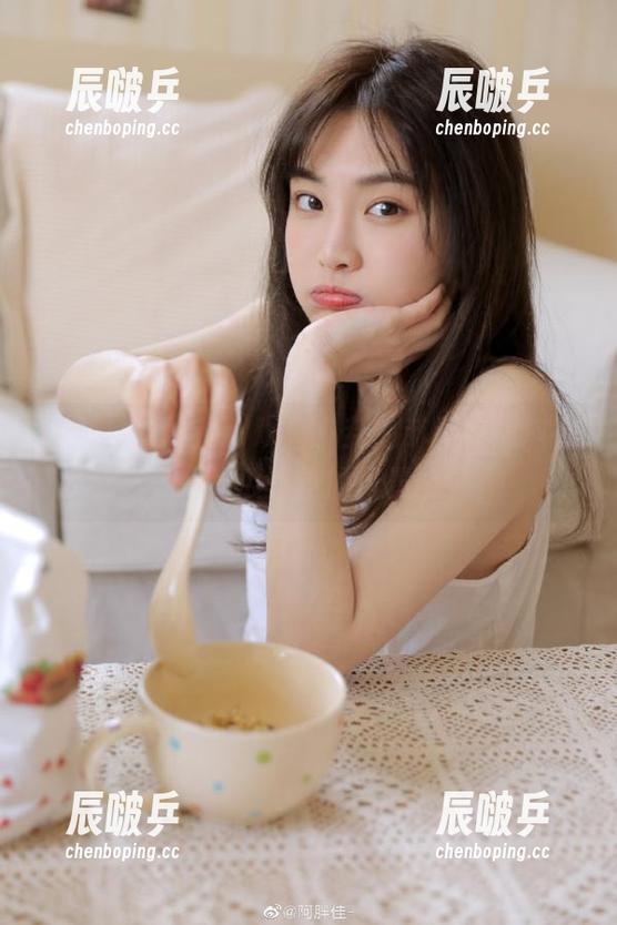观看八卦的节奏，黑料在线吃瓜行走的风景线