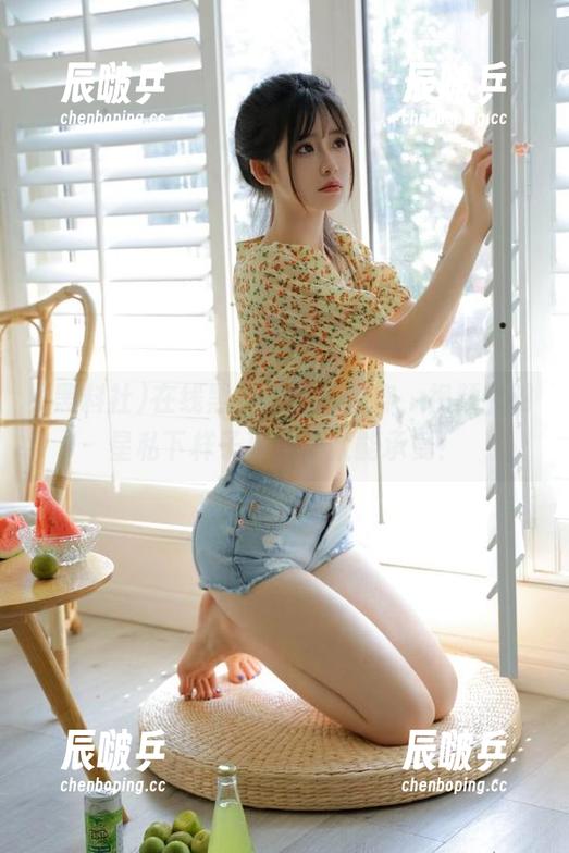 在线黑料社新被揭穿，视频中明星私下样子真的不太能承受！