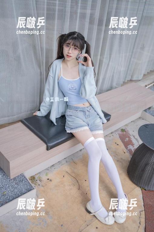 黑料网 最新追踪,www.黑料网里的瓜,越吃越上瘾!