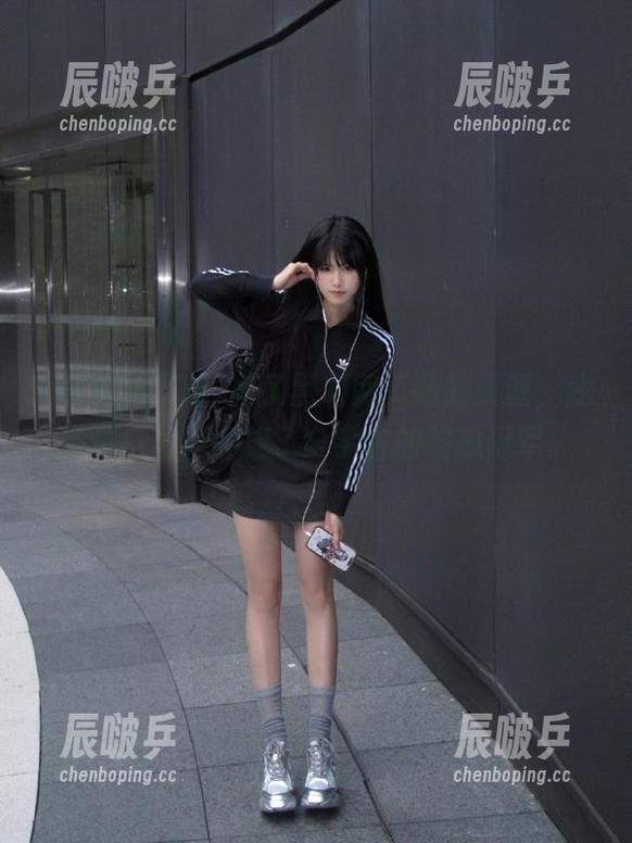 有了黑料网页版的资源，我感觉自己已经成了全宇宙的吃瓜冠军。