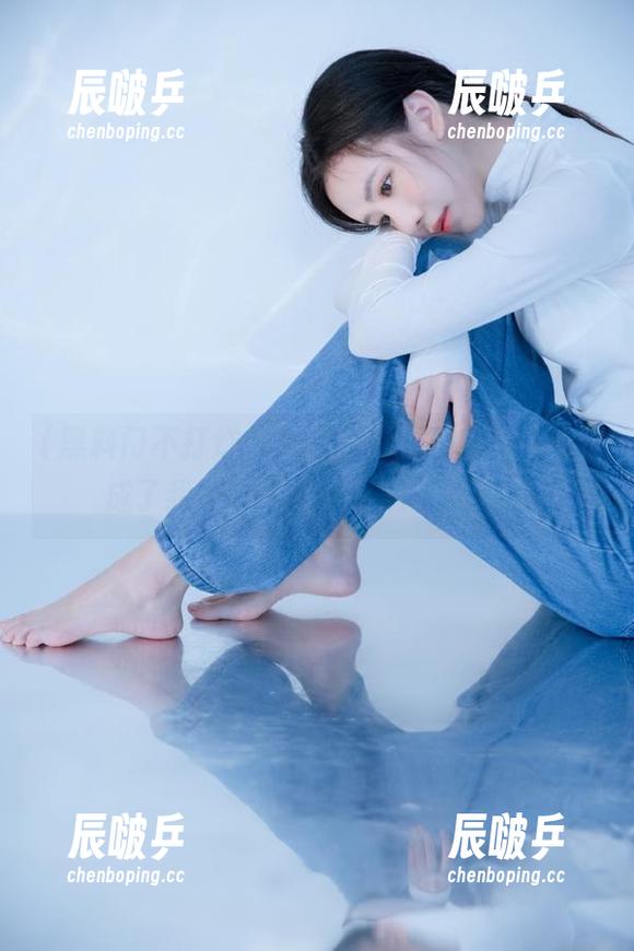 黑料门不打烊，首页好像成了我每天的必修“黑暗课”。