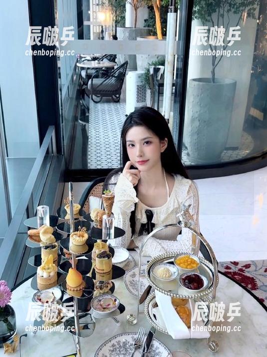 嘻嘻，小品社会大舞台，黑料门不打烊，有人想效果图吗？快来分享！