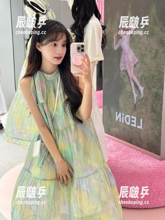 黑网料 明明在在线工作,却总忍不住点开黑网料…这算啥?